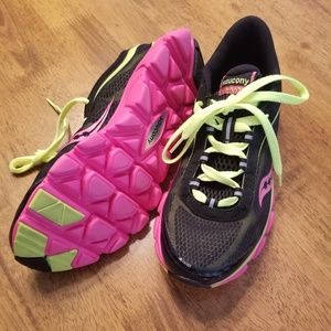 Saucony Virrata running shoe